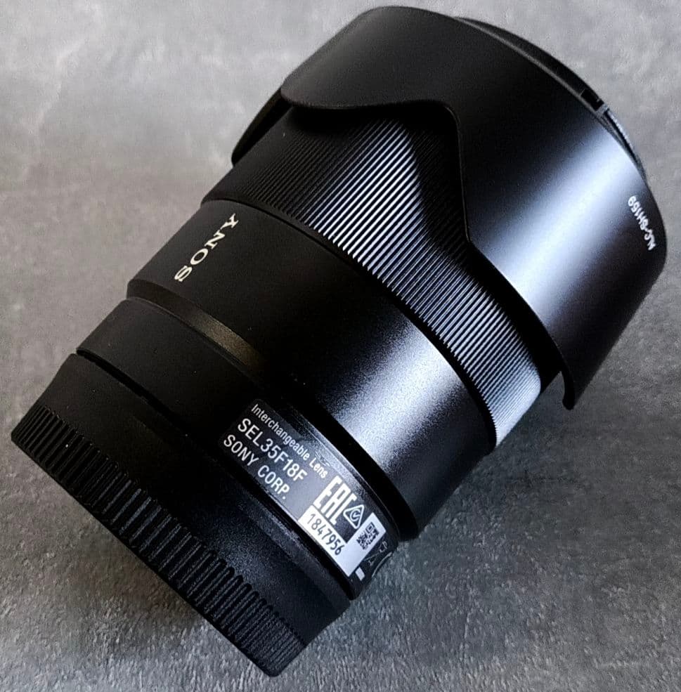 【美品】SONY FE 35mm F1.8 SEL35F18F