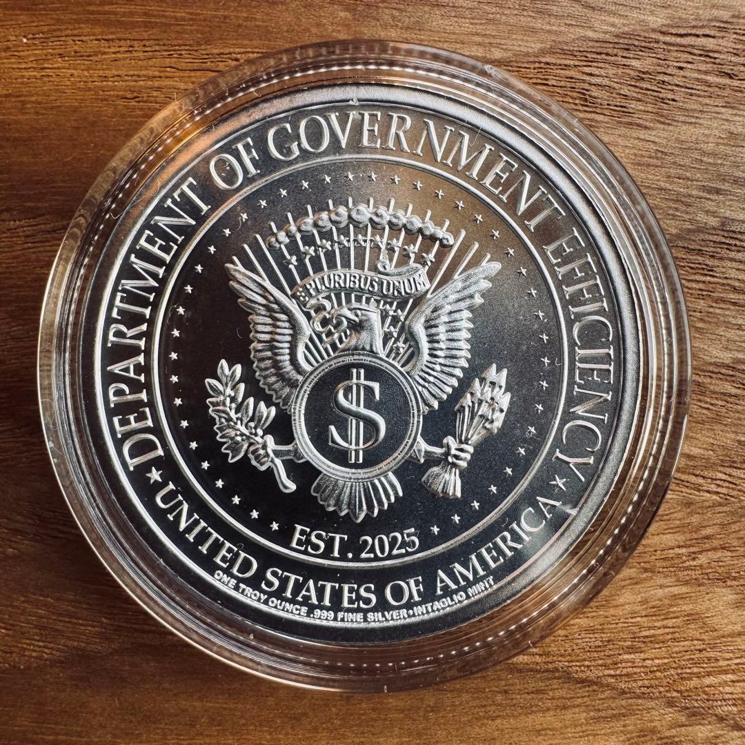 レア！！）トランプ大統領/イーロンマスク 1オンス 銀貨 - メルカリ