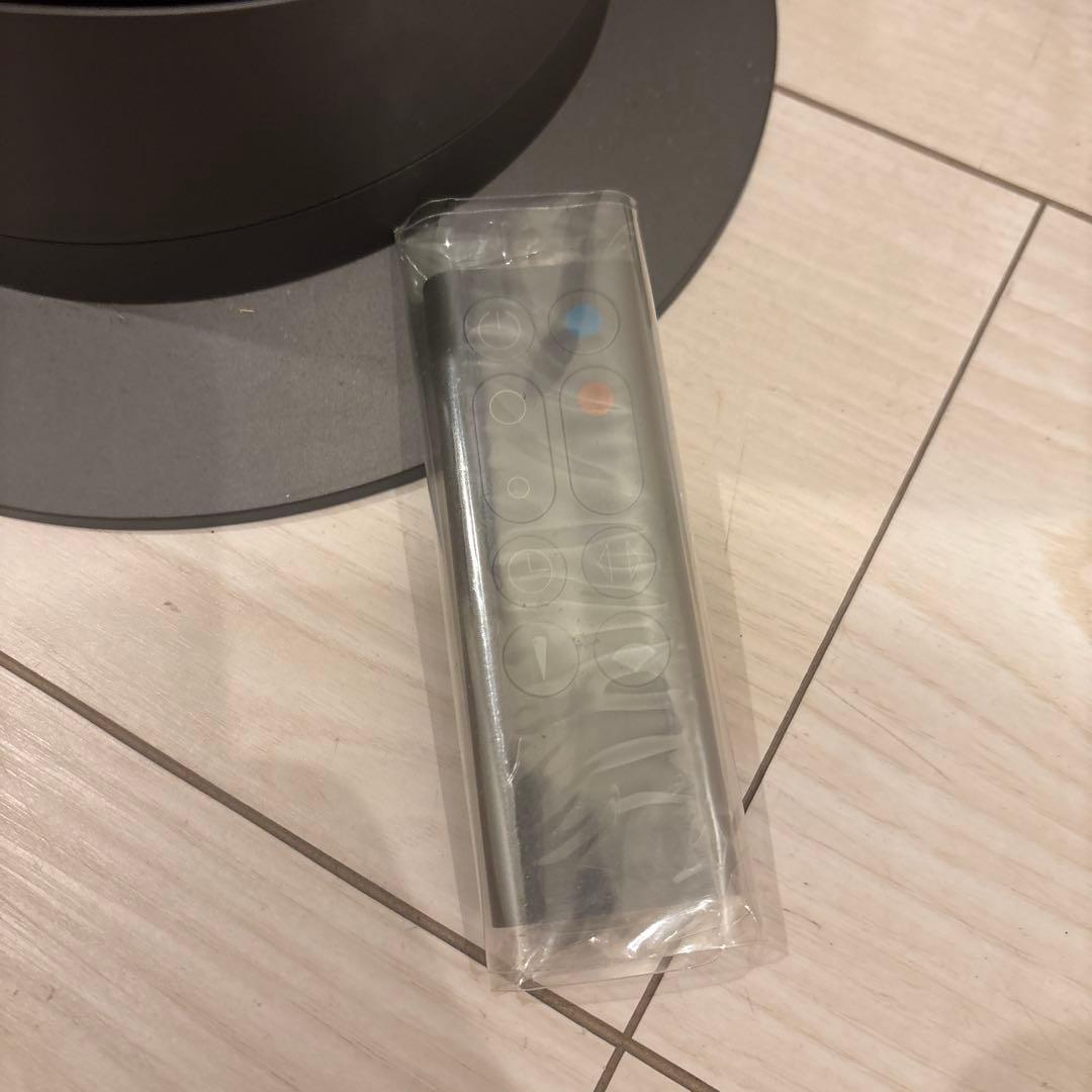 Dyson　ホット&クール　AM09リモコン付