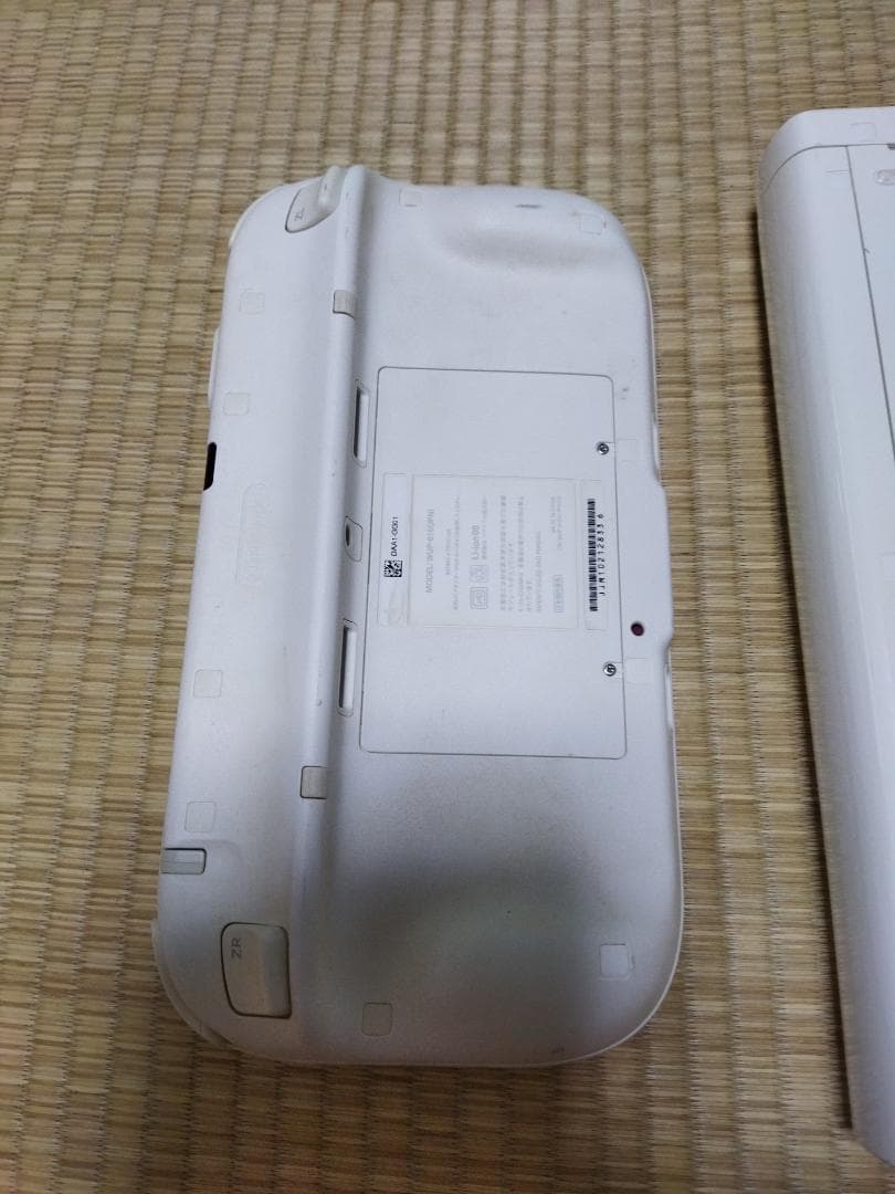 Wii U 本体 shiro 32GB +大乱闘スマッシュブラザーズwiiU付の通販はau