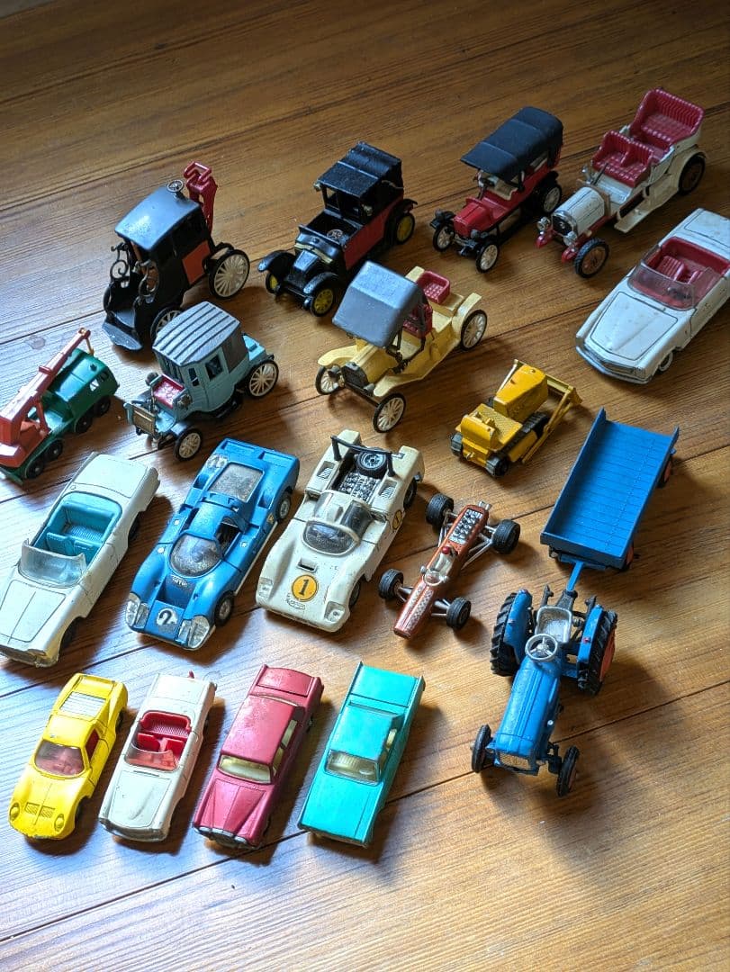 ミニカー ヴィンテージ 18個 昭和45年頃 1975年辺り ベンツ、英国車など ミニカー メルセデスベンツ 1975 230E W123 白 1/18 KKS Mercedes 230E