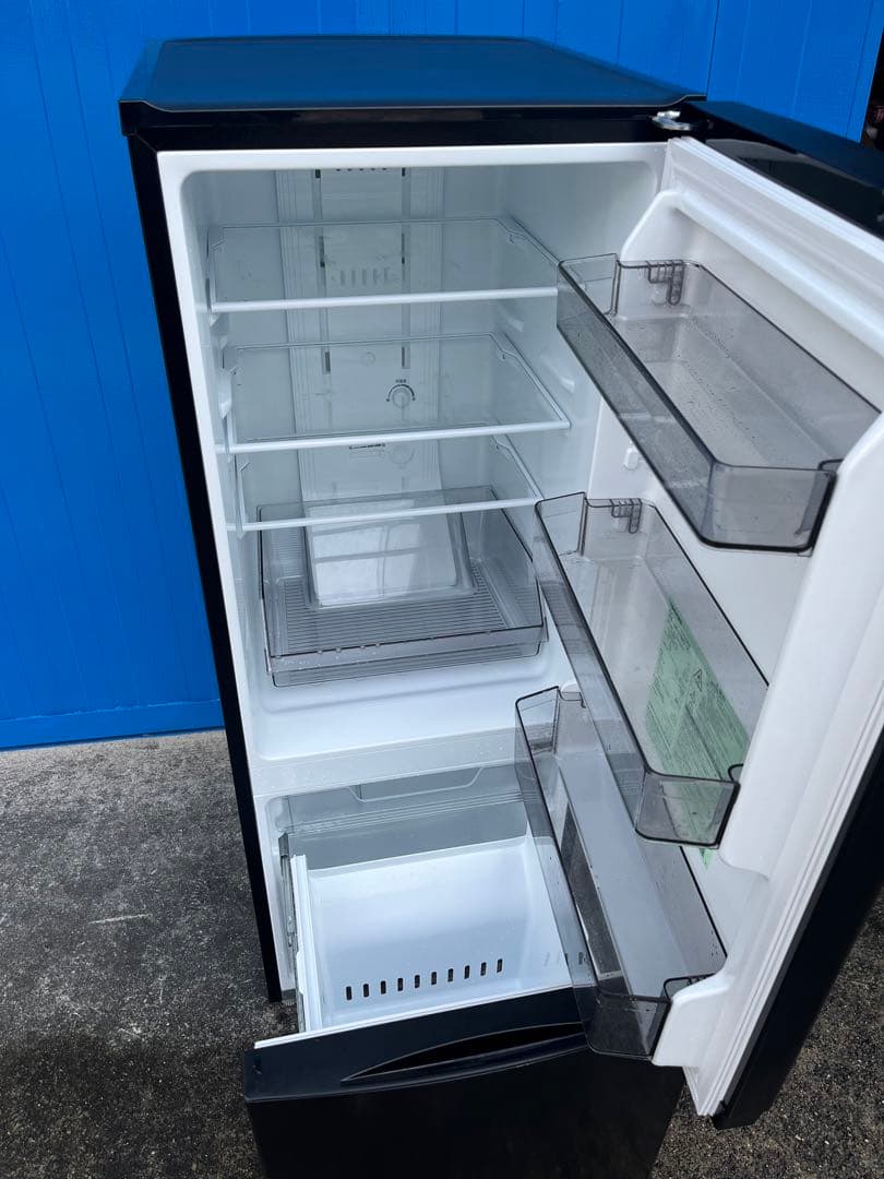 TOSHIBA 2023年製　2ドア冷蔵庫　R11