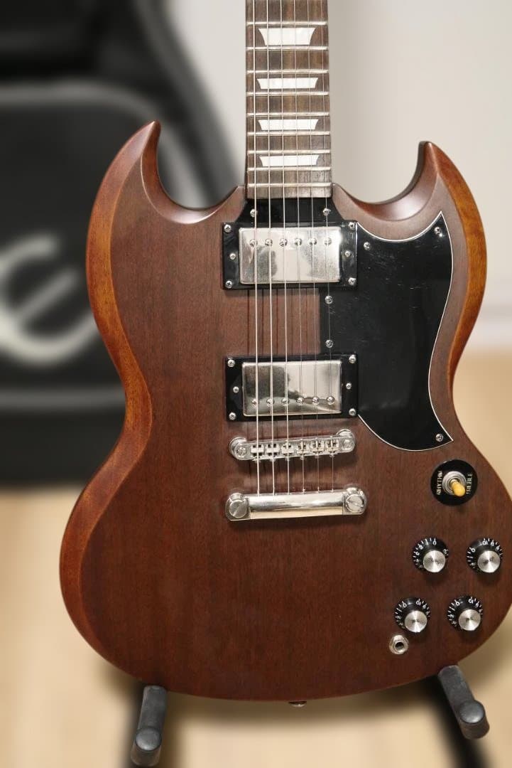 ギター Epiphone SG G-400 Worn Brown Epiphone Vintage G-400 SG, Worn Brown at Gear4music