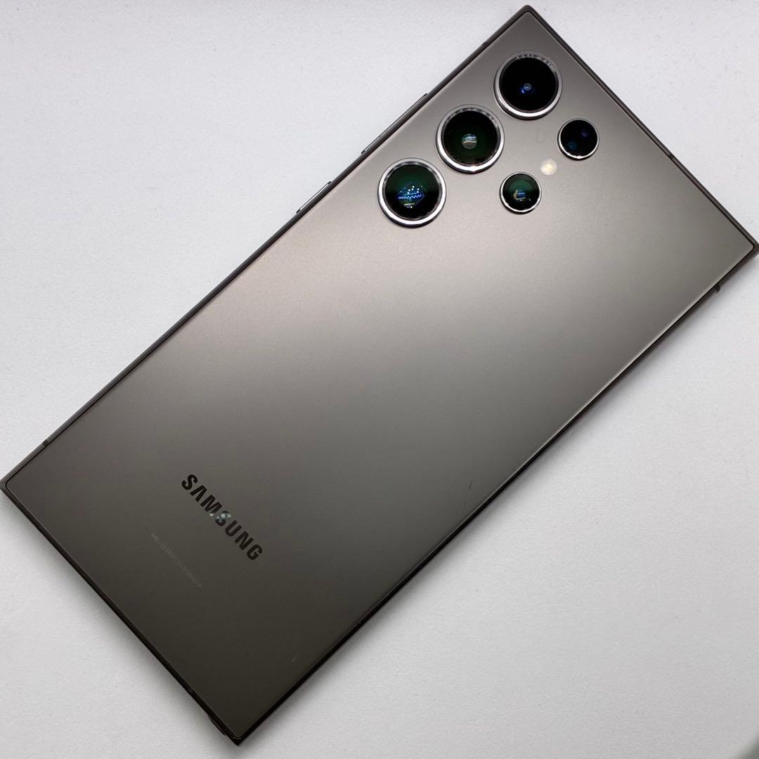 【美品】Galaxy S24 Ultra 256GB チタニウムグレー08888