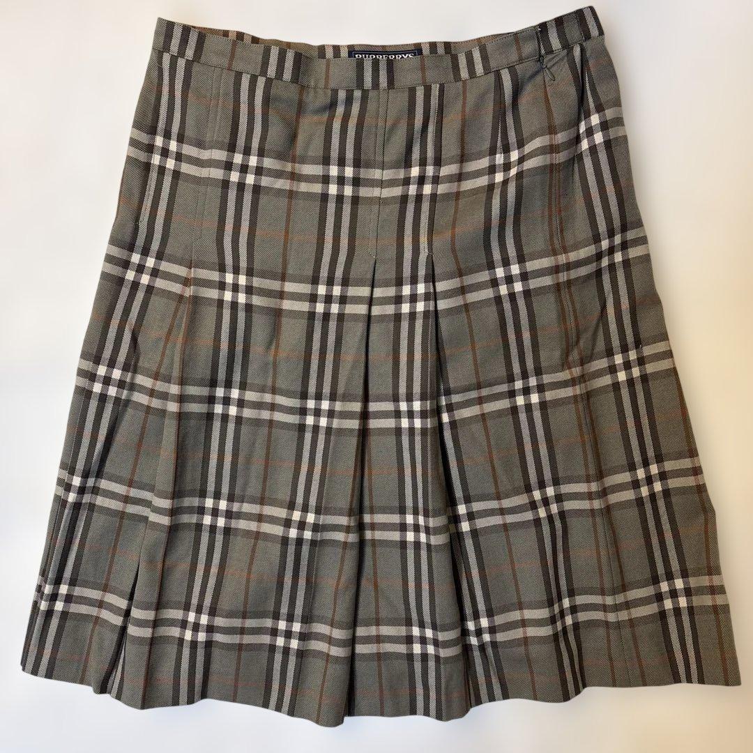 Burberrys チェック柄スカートセットアップ 17R 大きめな - メルカリ