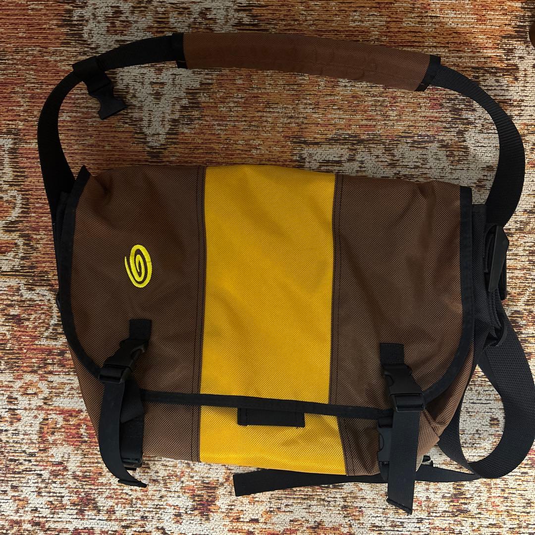Timbuk2 メッセンジャーバッグ ブラウン/イエロー 台湾 TIMBUK2クラシックメッセンジャークラシックメッセンジャーバッグ