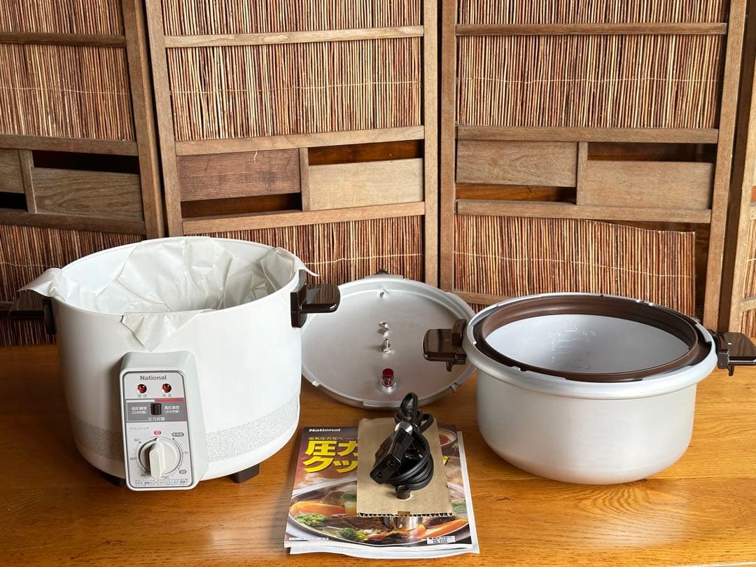 新品！未使用】電気圧力鍋 ナショナル【Panasonic】NF-205-W6 - メルカリ