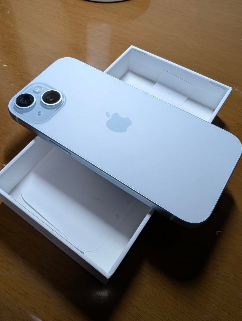 【新品】iPhone15 128GB ブルー SIMフリ－【充電0回】