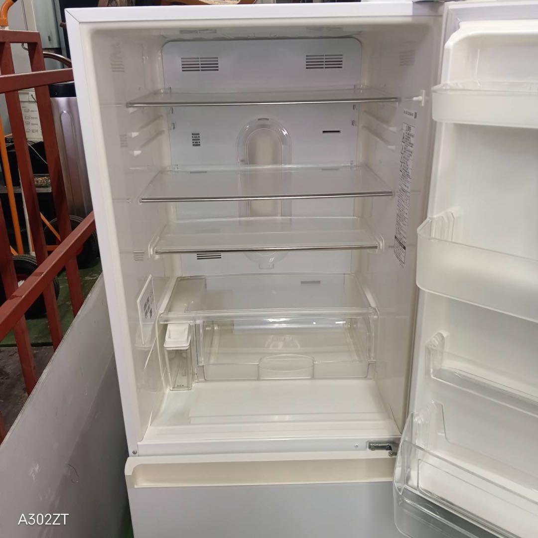 461 パナソニック 大型冷蔵庫 300L強 小型 家庭用 自動製氷 右開き