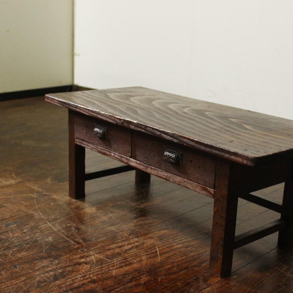 古い風合いの良い引出し付き小机 花台 サイドテーブル 文机 無垢材 古