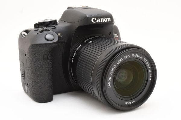 キャノン Canon EOS Kiss X8i レンズキット【美品】一眼レフ