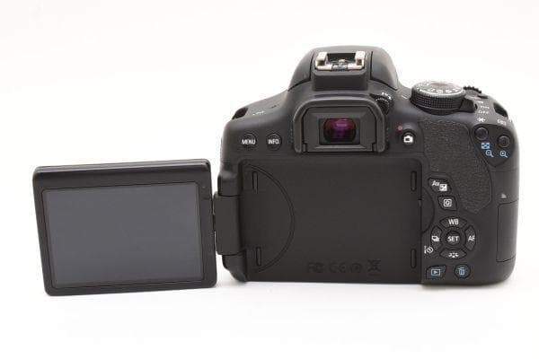 キャノン Canon EOS Kiss X8i レンズキット【美品】一眼レフ