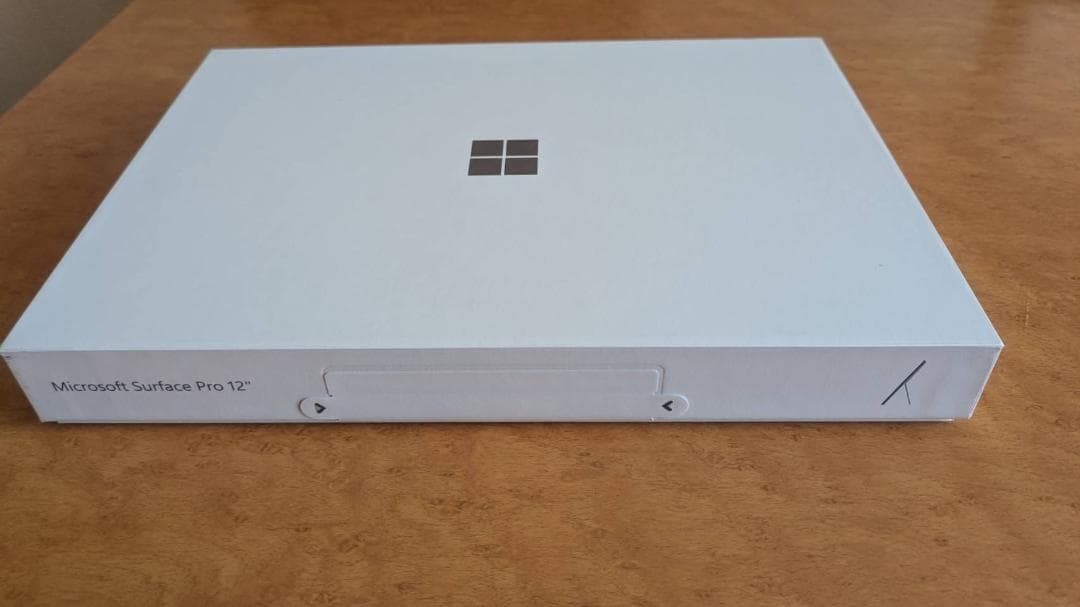 Surface Pro Copilot + PC EP2-27651 プラチナ