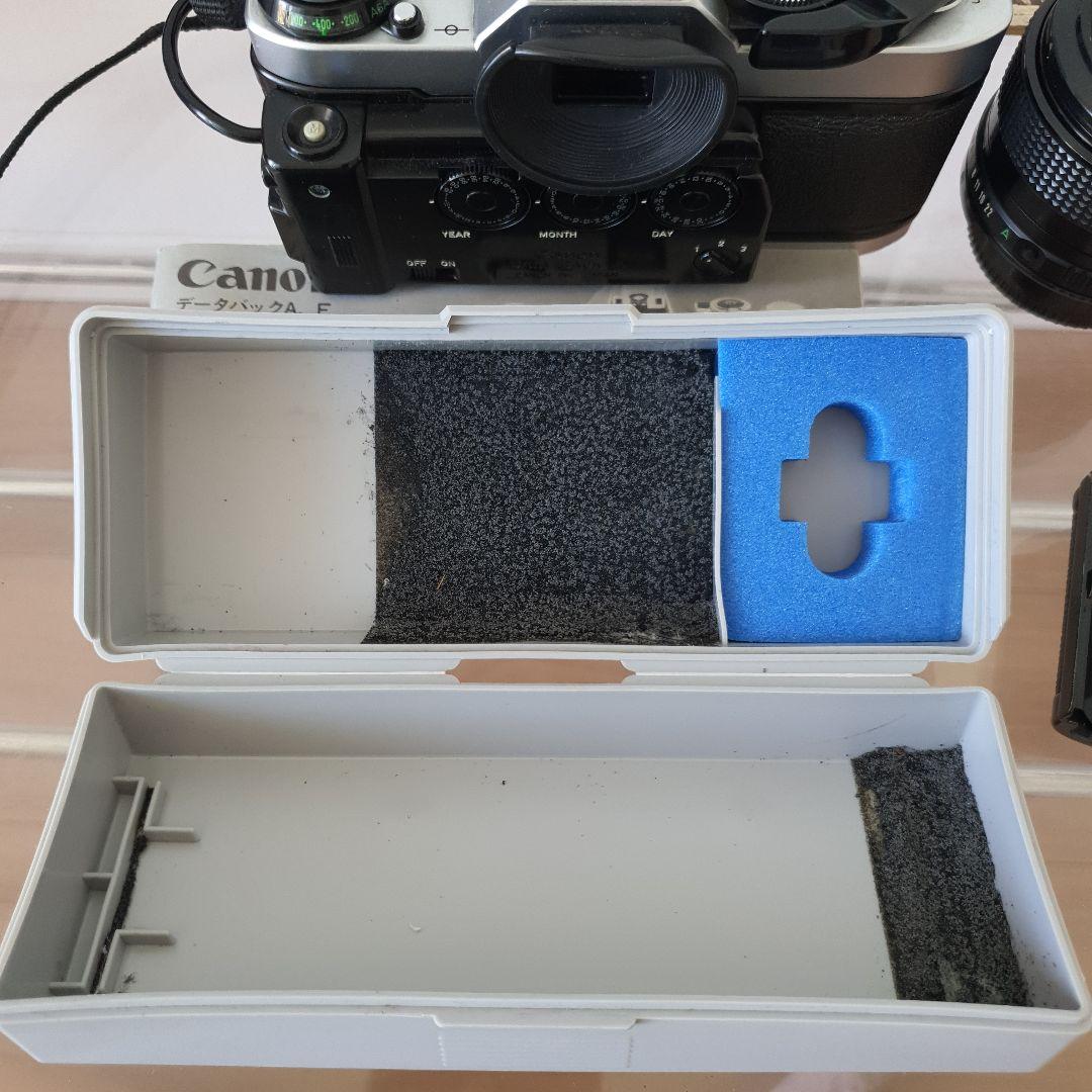 キャノン AE-1 FD 50mm F 1.4 スピードライト データバックA