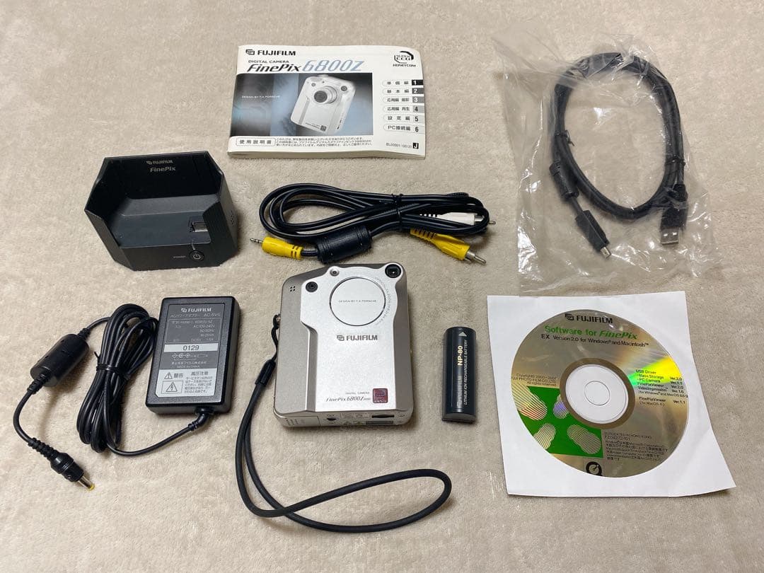 ジャンク品】FUJIFILM デジタルカメラFinePix6800Z - メルカリ