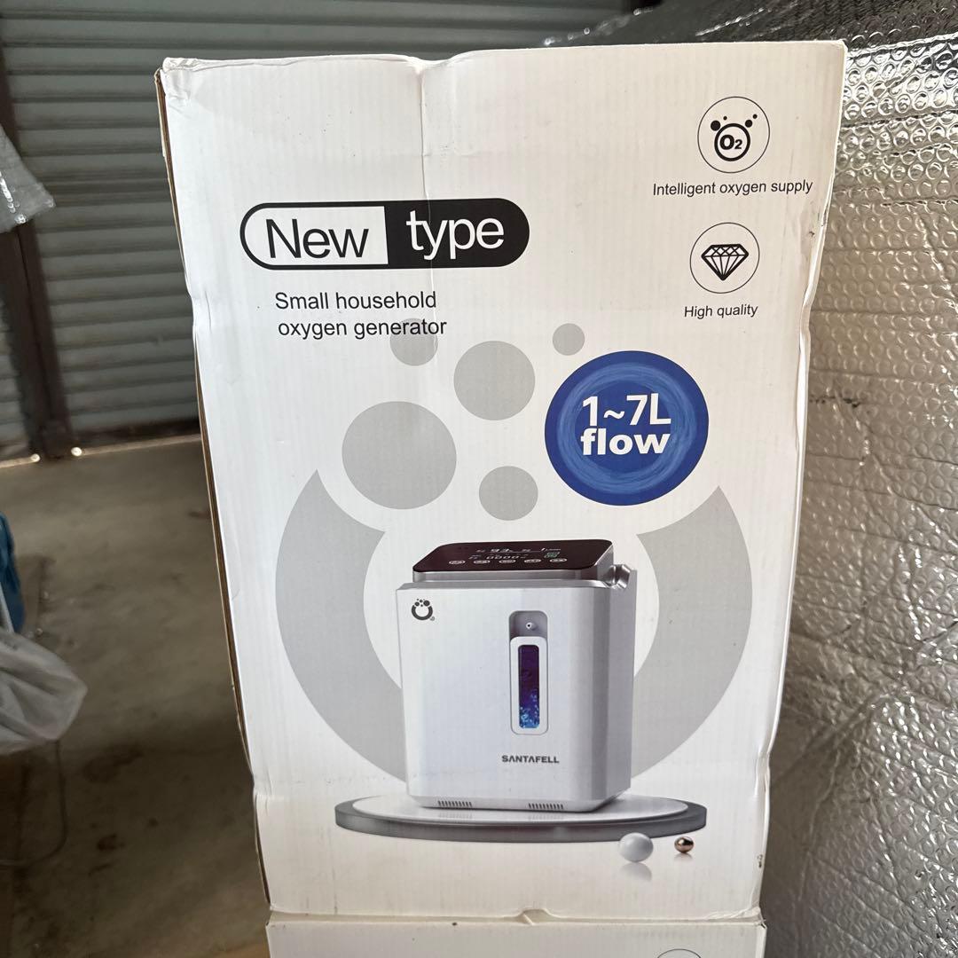 酸素発生器SANTAFELL ny438 未使用　Hill Stone Hill Stone（ヒルストーン） 酸素発生器 酸素吸入器 高濃度酸素 犬用
