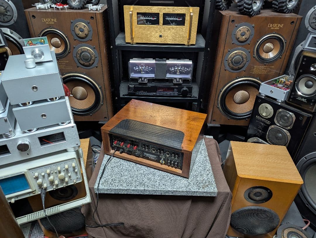 Marantz　Model1070 プリメインアンプ　修理、チューンナップ済み！