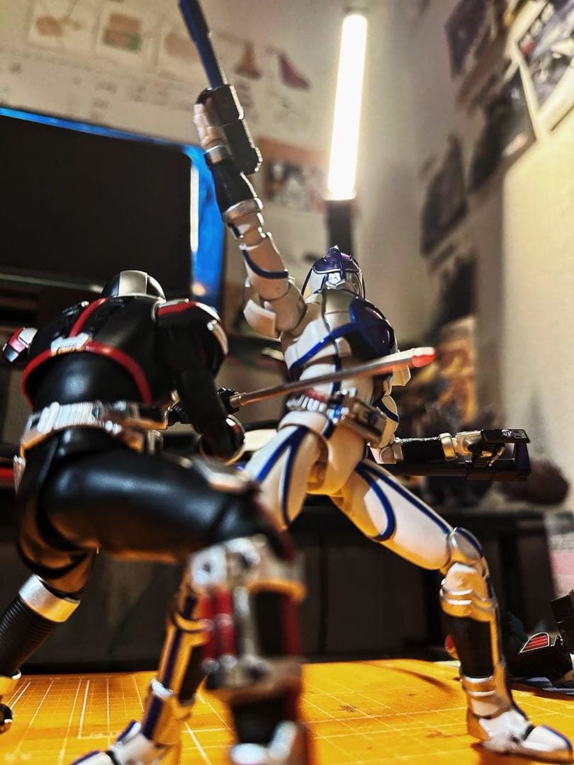 【専用】S.H.Figuarts 仮面ライダー サイガ 東映 仮面ライダー555