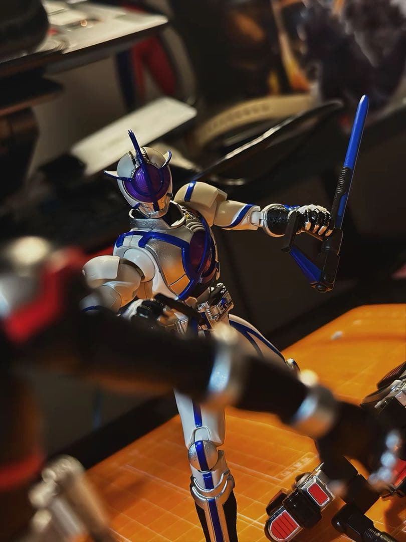 【専用】S.H.Figuarts 仮面ライダー サイガ 東映 仮面ライダー555