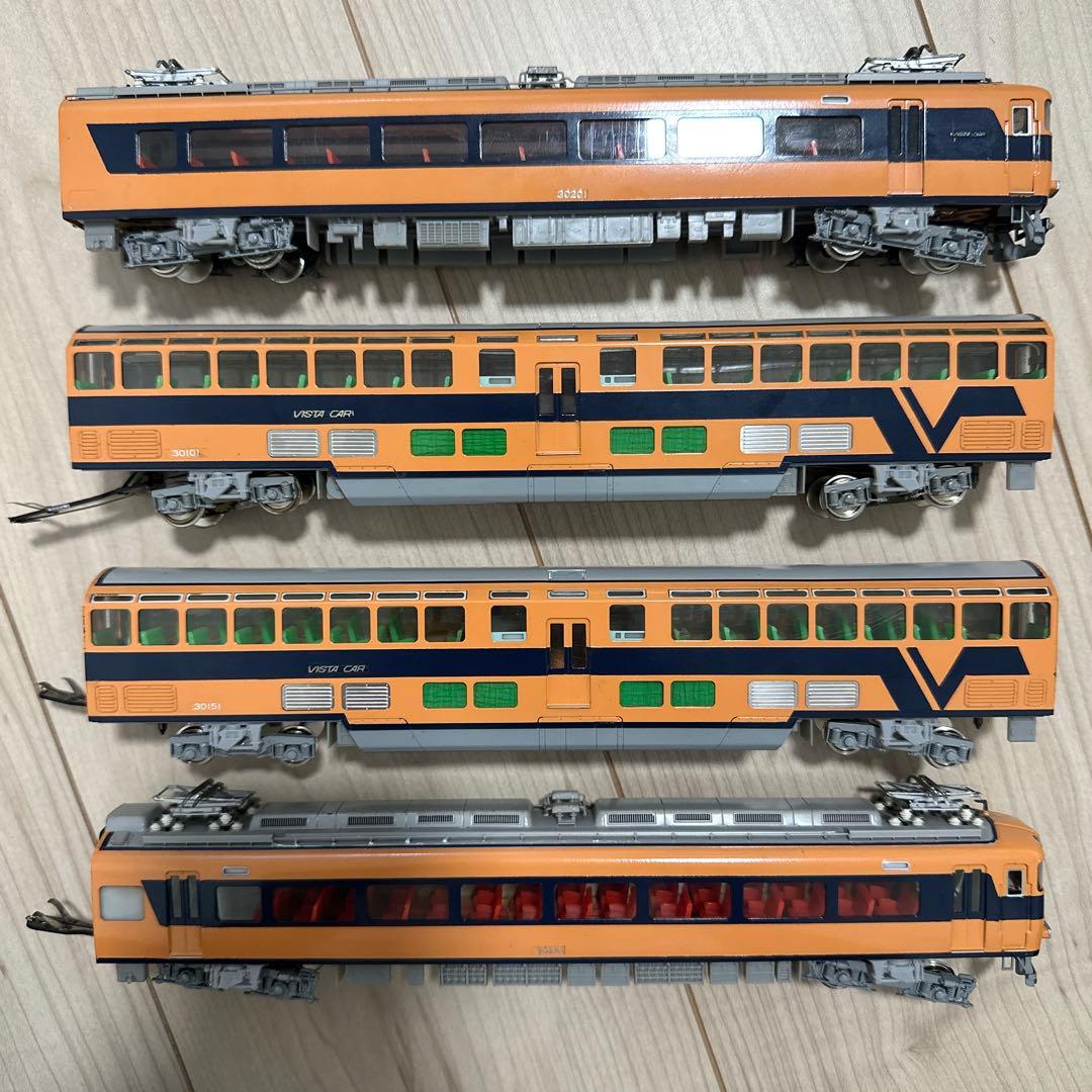 HOゲージ KATSUMI近鉄特急30000系ビスタカー 4輌固定編成 完成品