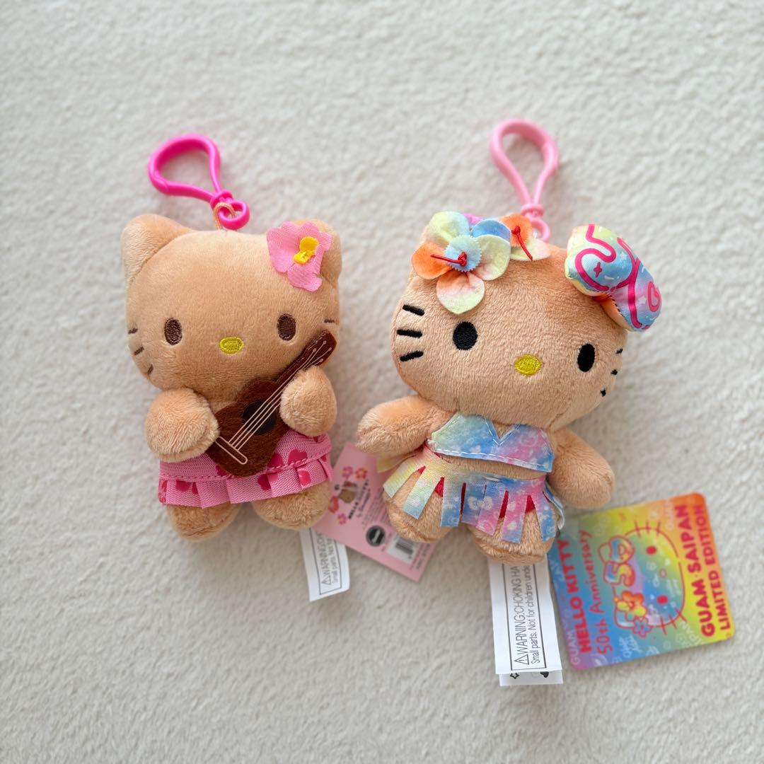 ハワイ限定 50周年日焼けキティ と グアム限定 日焼けウクレレキティ