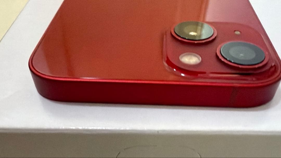 【みゆき】iPhone 13 レッド128GB SIMフリー 値下げ