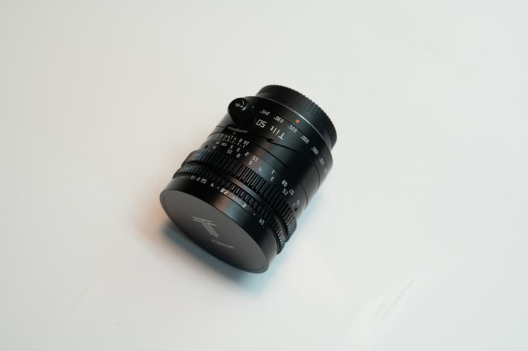 TTArtisan 50mm F1.2 Tilt　単焦点レンズ
