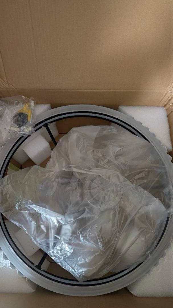 LED音楽扇風機 360度回転 6段階風量調整