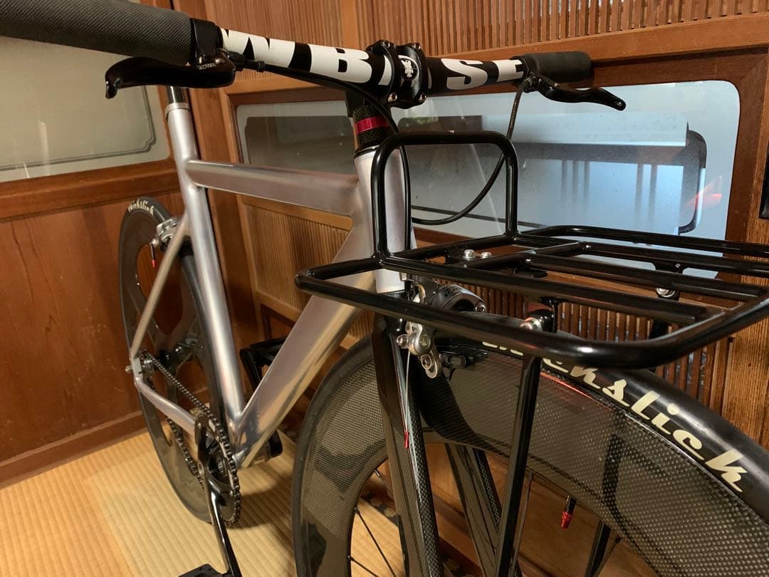 FARNEAR 引き取りでお願い致します。