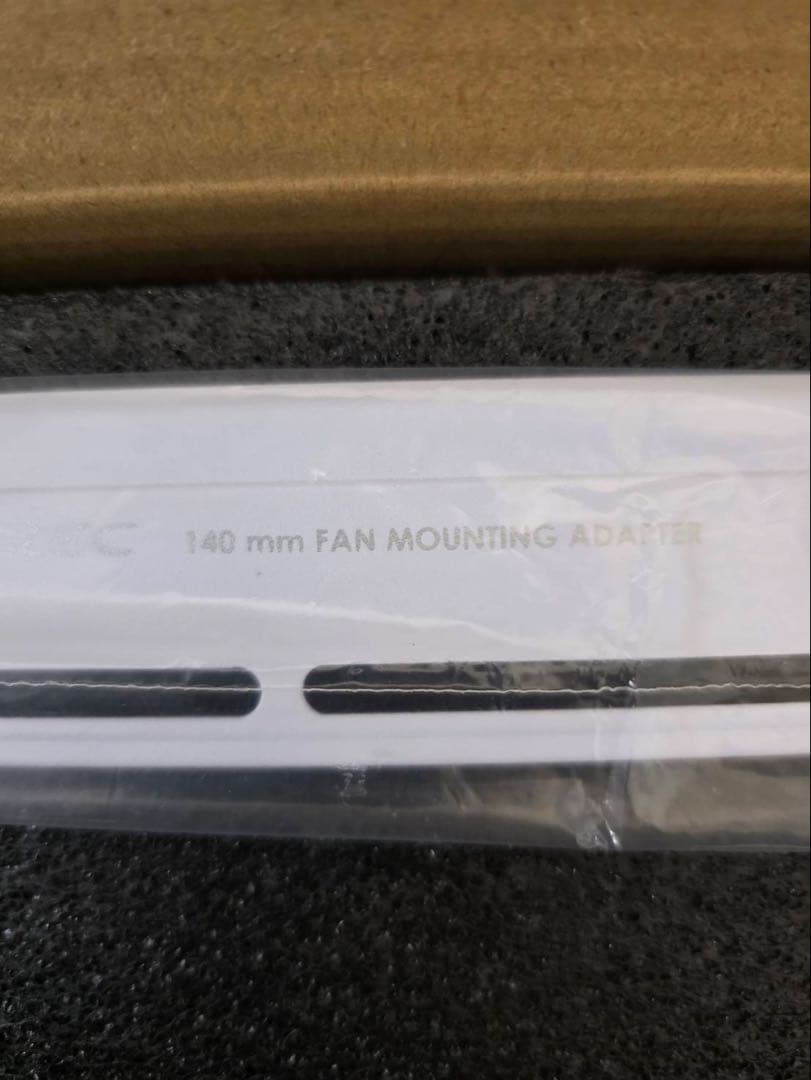 E-ATX フルタワーPCケース Constellation C8 White