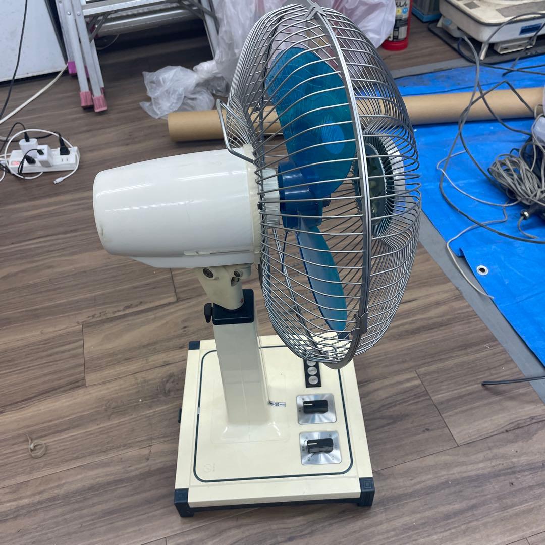 National 家庭用扇風機 クリーム色 青色羽根