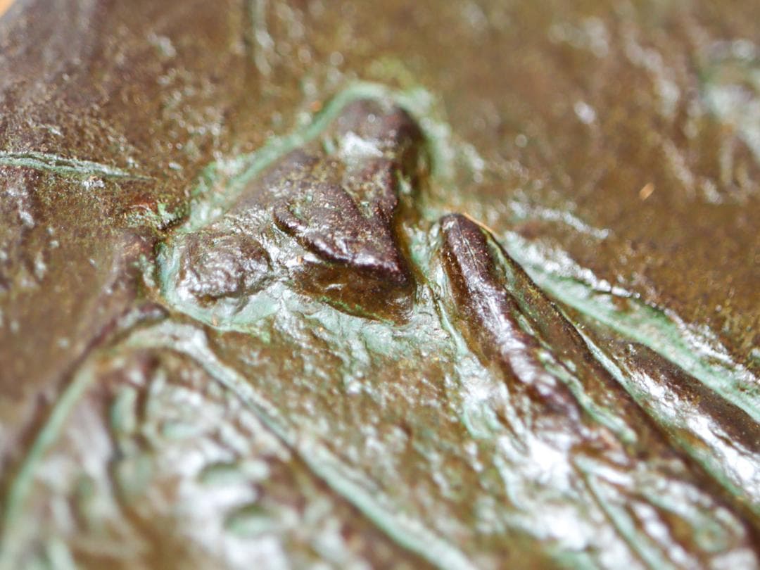 彫刻家 吉岡ひろ ブロンズ カマキリ レリーフ 壁掛け 飾り