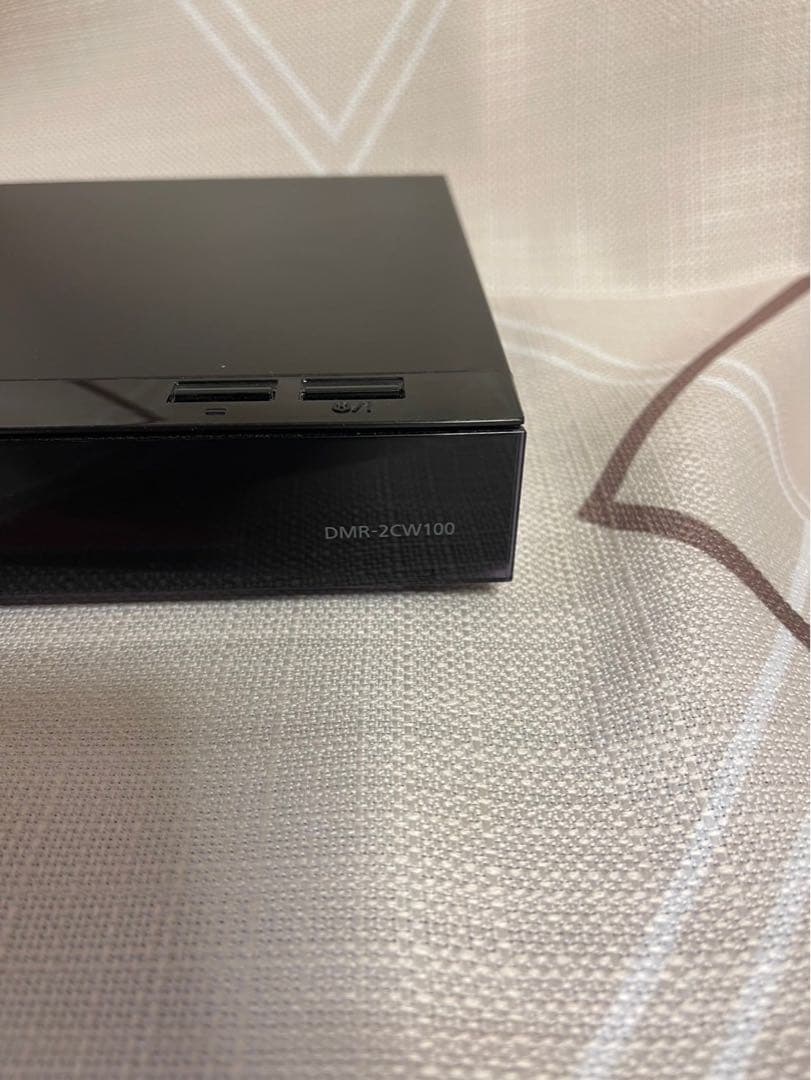 ブルーレイレコーダー DIGA DMR-2CW100 21年製　リモコン無