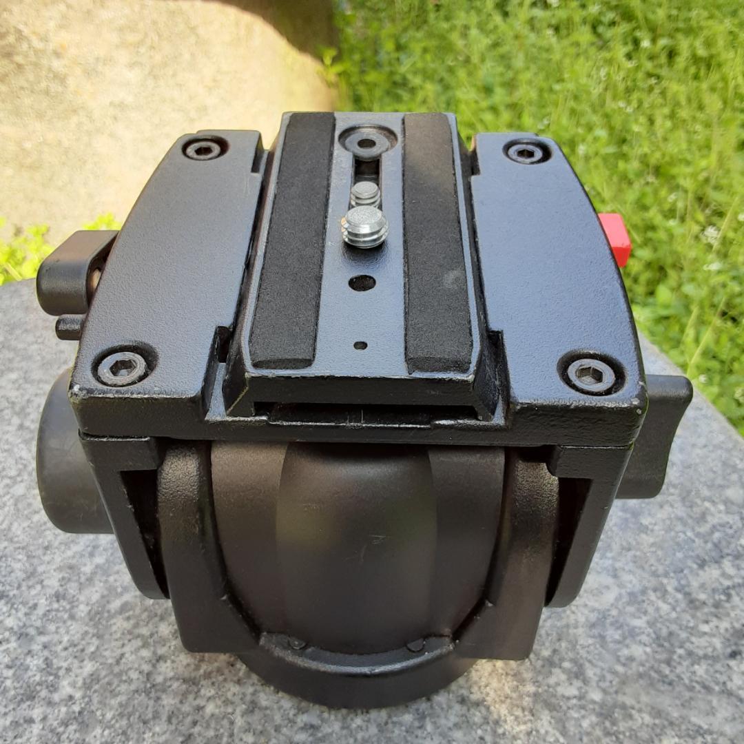 Manfrotto　501　ビデオ雲台　②