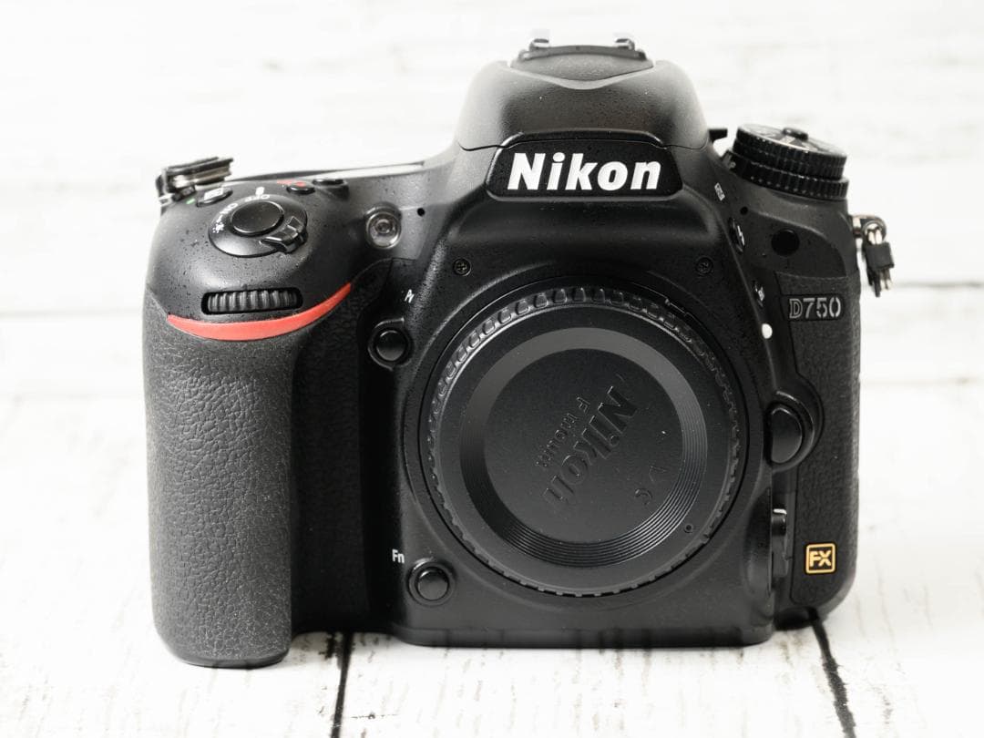 デジタルカメラ Nikon D750