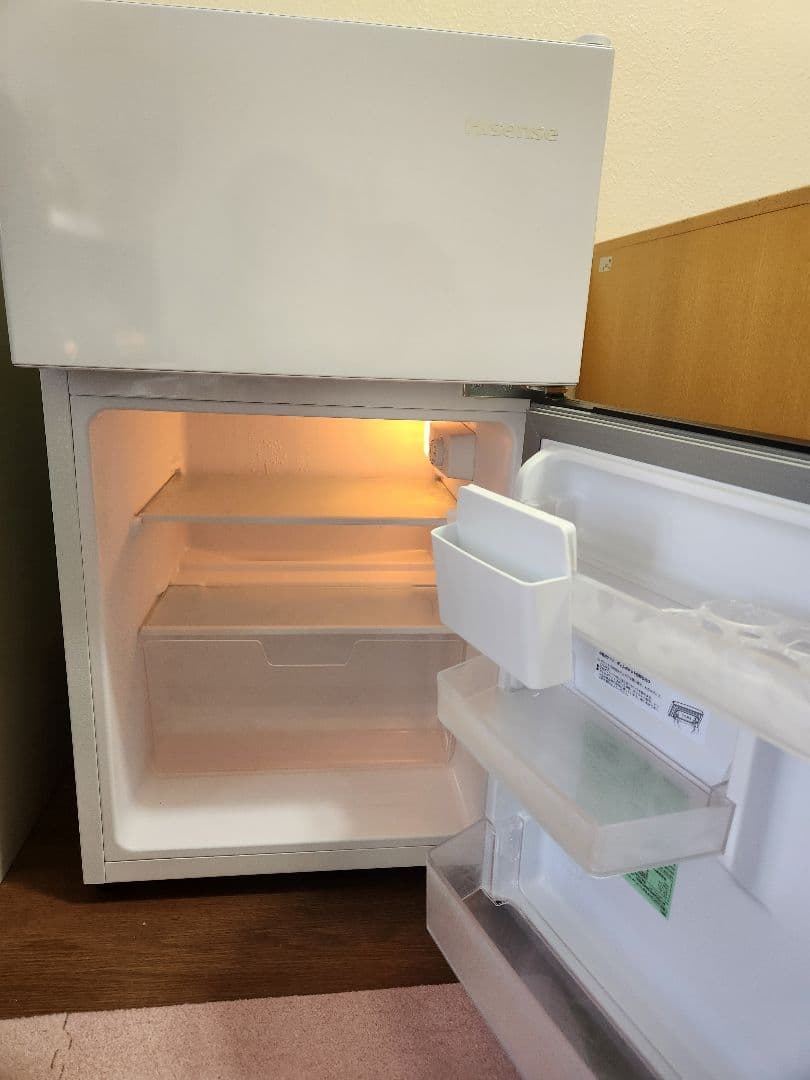 Hisense 冷蔵庫 ホワイト中古美品 ※発送は10月30日か31日