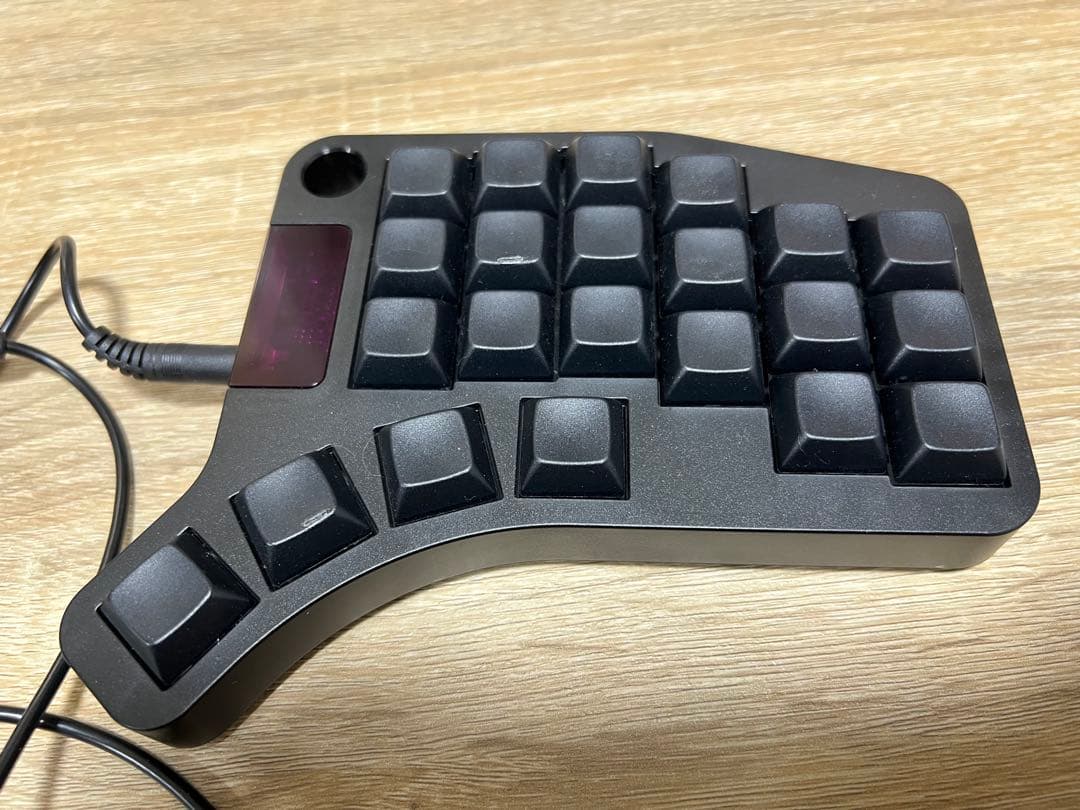 分割型メカニカルキーボード ブラック MOTHWING