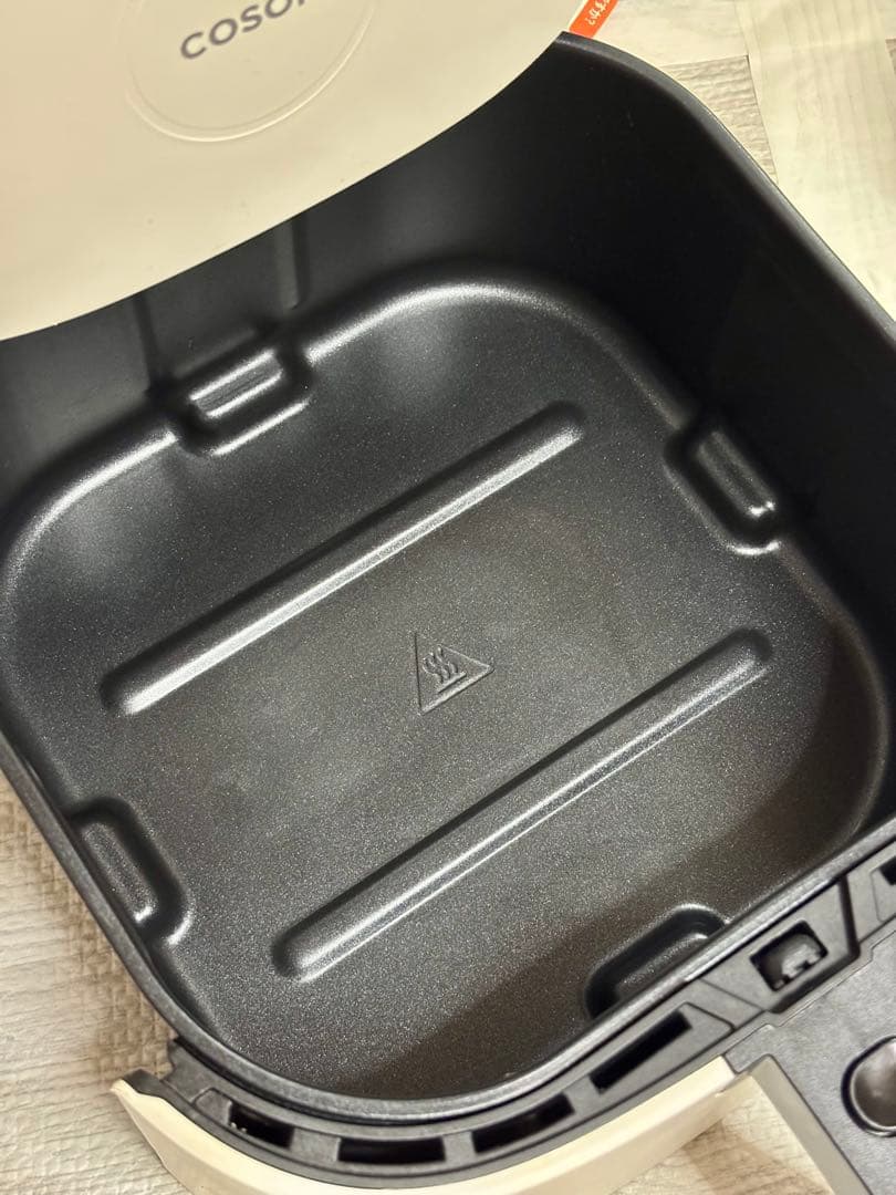 美品　COSORI コソリ ノンフライヤー 4.7L アイボリー　大容量