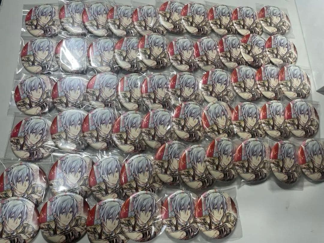 アイナナ 四葉環 中国 缶バッジ 56個 台湾 繁体字版 5th Anniversary