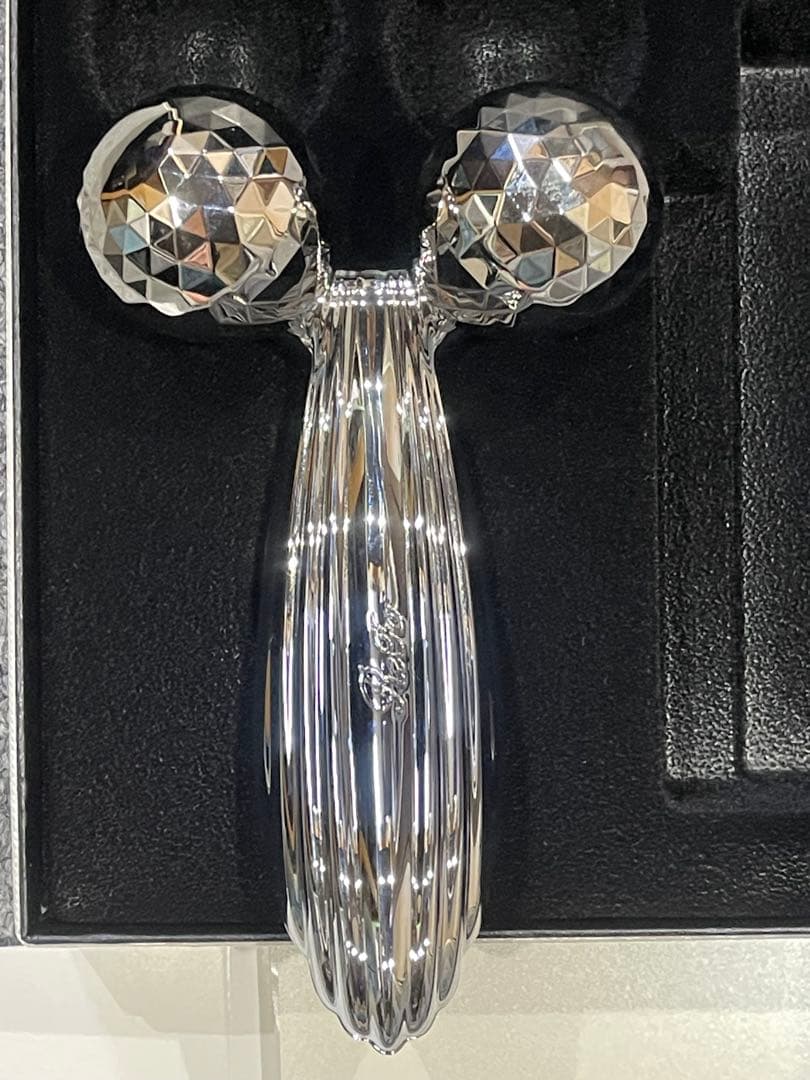 ReFa 美顔ローラー 専用ポーチ付き 箱あり説明書あり - メルカリ