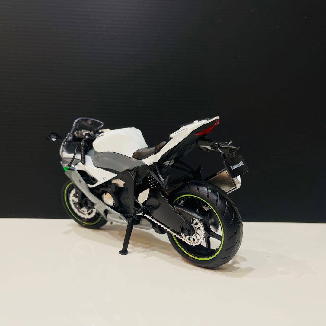 Kawasaki Ninja ZX6R 1/12 ミニカー カワサキ ZX-6R - メルカリ