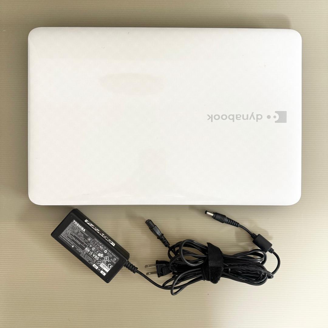 15.6インチ大画面　東芝Dynabook T351 　 Windows 11