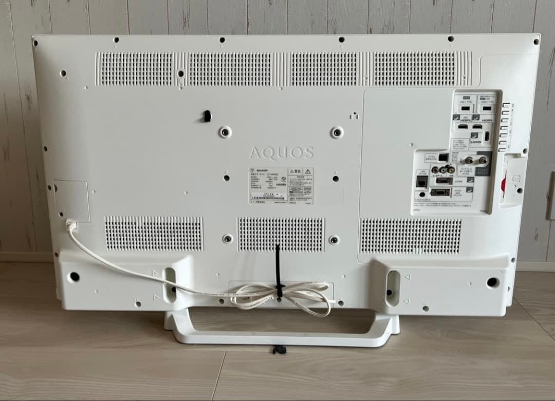 シャープ 40V型液晶テレビ AQUOS LC-40W35、HDMIケーブル付き