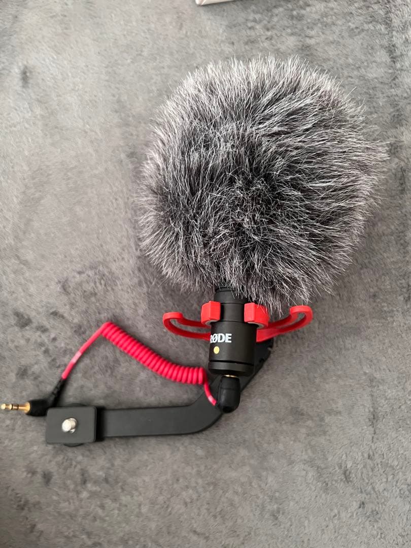 SONY zv1白　グリップ黒付き