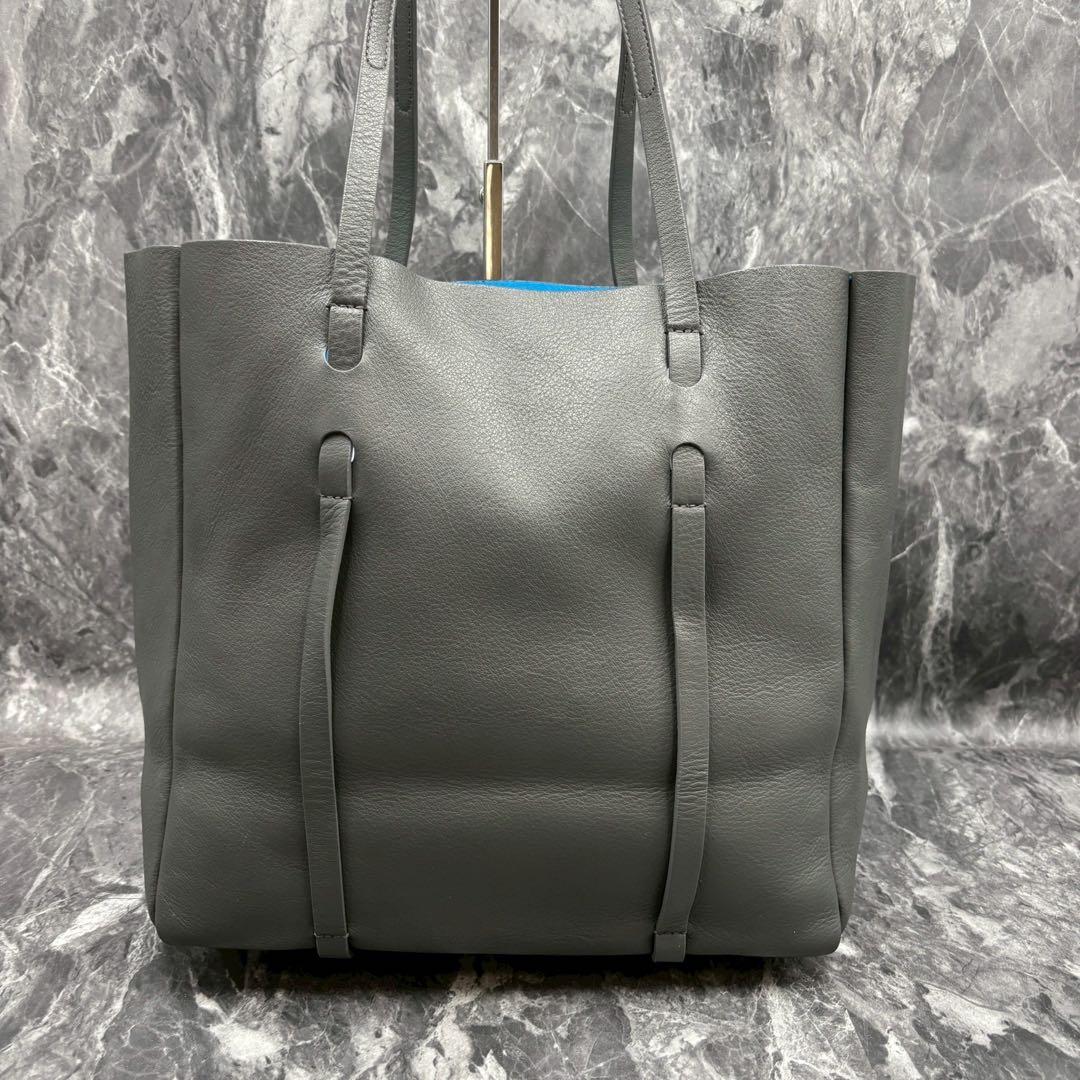 希望額変更中✨ BALENCIAGA エブリデイS トートバッグ