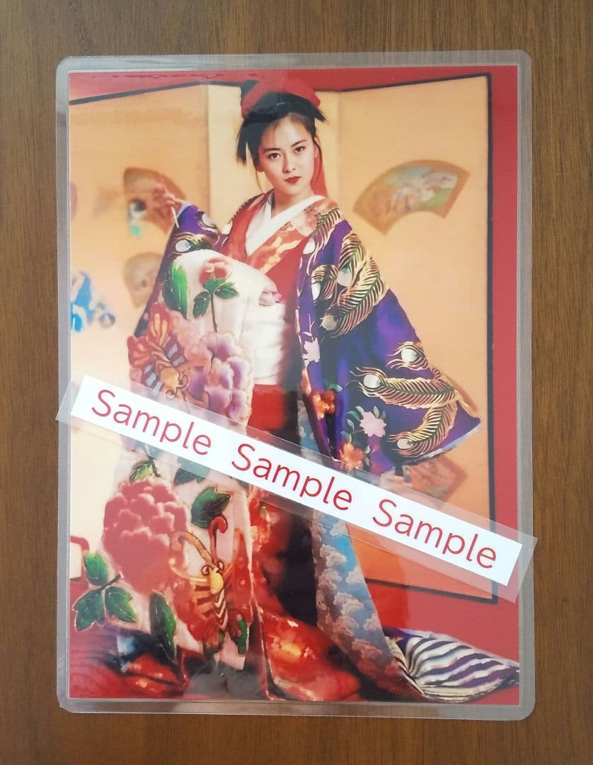 現品限り】中山美穂 2L判ラミネート写真 12 - メルカリ