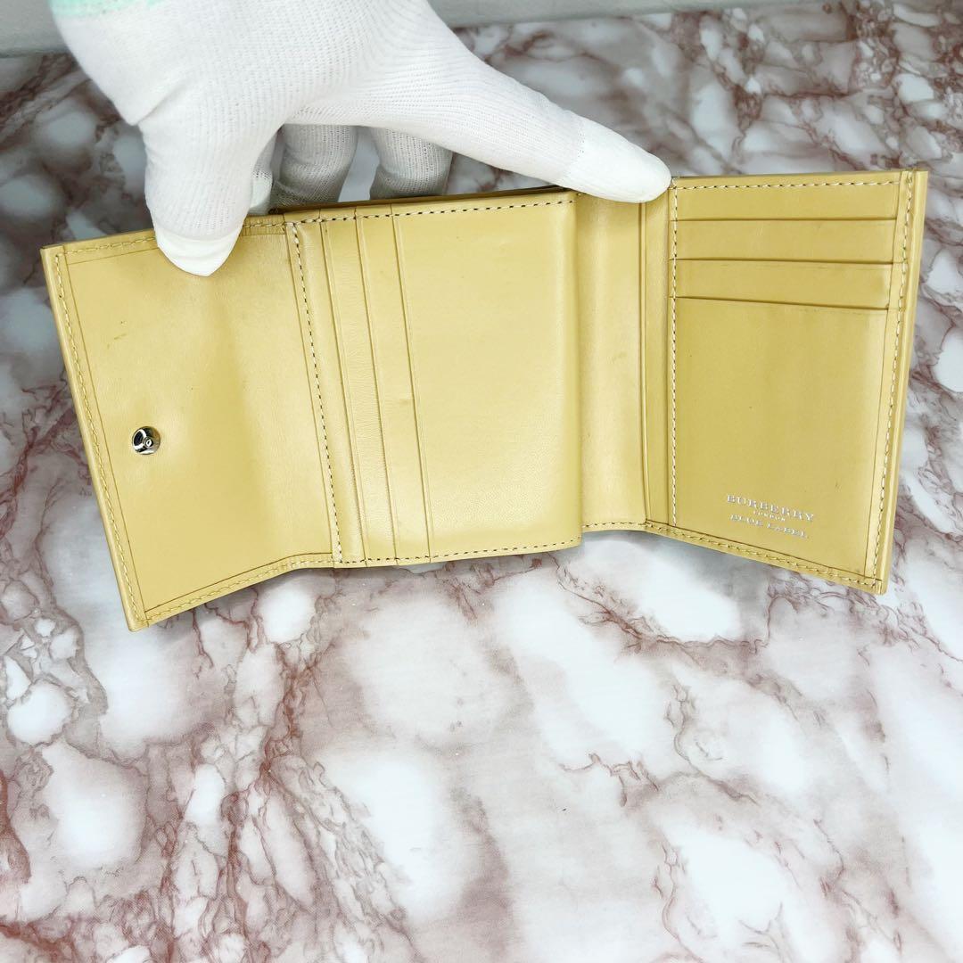 未使用級】Burberry 二つ折り財布 ガマ口54 - メルカリ