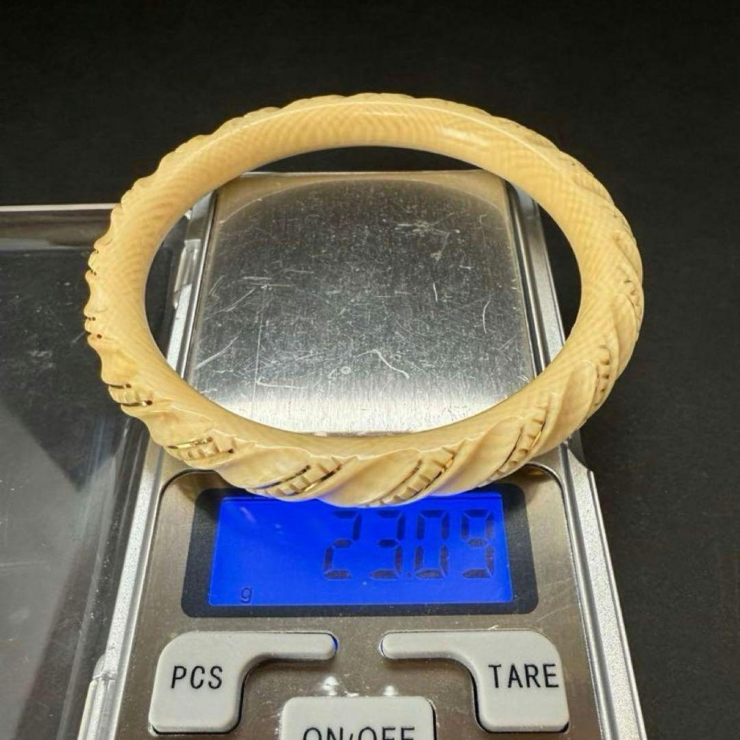 バングル 刻印585? 19k? 天然素材 骨董 美術品 アンティーク - メルカリ