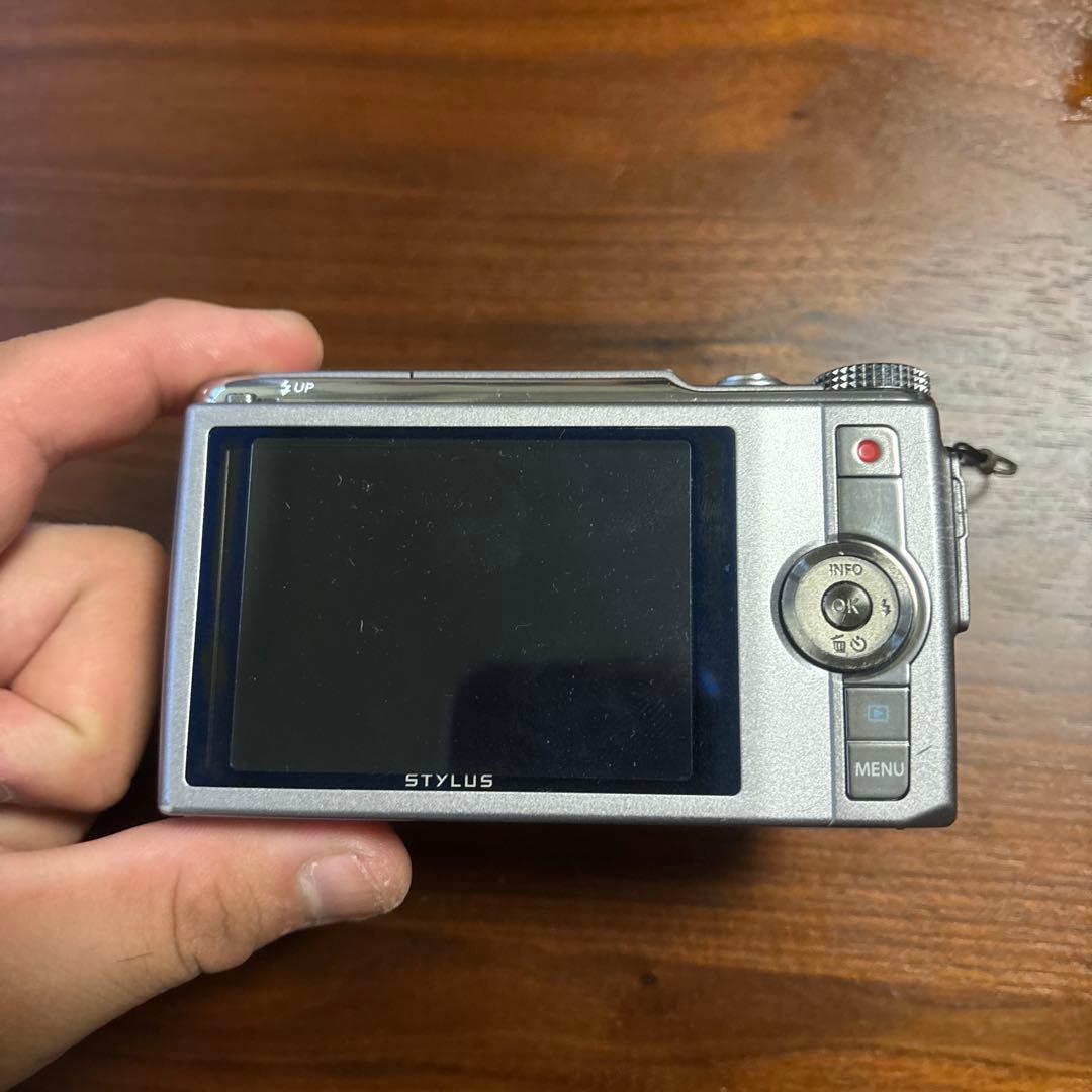 OLYMPUS STYLUS 24倍ズームデジタルカメラ ジャンク品