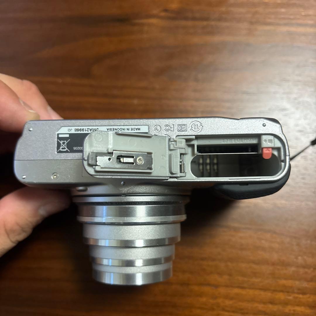 OLYMPUS STYLUS 24倍ズームデジタルカメラ ジャンク品